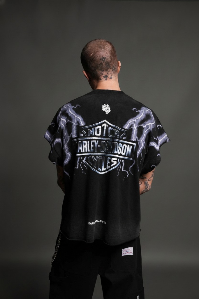 Iron Lightning Grunge Cut-Off Tee in Black Drift Wash