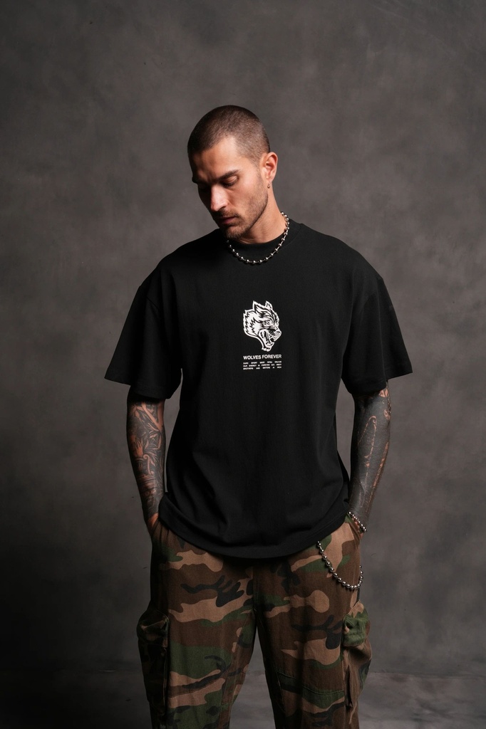 WOLVES HAVE YOUR BACK "PREMIUM" OVERSIZED TEE IN BLACK