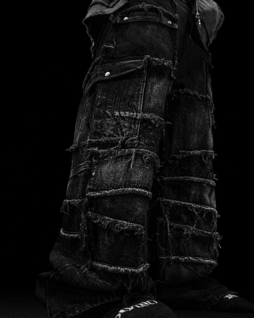 Oversized Distressed Denim Cargo Jeans - [ALLOY WASH] [JUN 2026]